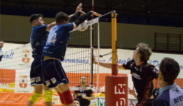 Fundación Cajasol Juvasa Voley cae ante el CV Teruel en un intenso partido.