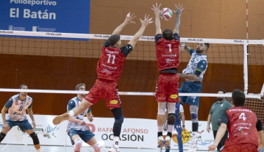 Bus Leader San Roque vuelve a dar la campanada y tumba al Unicaja