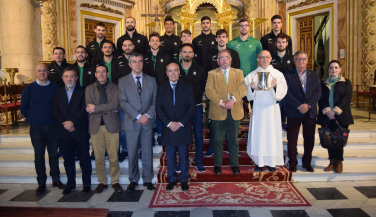 Unicaja Almería ofrece la Copa del Rey a la Virgen del Mar