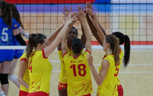 España arrasa en su segundo partido y vence a Irlanda 3-0